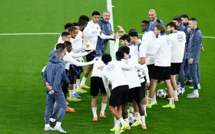 التشكيلات المتوقعة  لمباراة باير ليفركوزن ضد باريس سان جيرمان