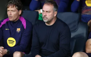 رسميًا.. فليك يغيب عن الكلاسيكو بعد رفض استئناف برشلونة