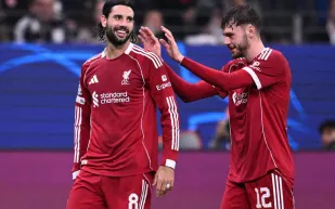 ليفربول يعود بقوة.. انتصار ساحق بخماسية على فرانكفورت يعيد الثقة إلى الأنفيلد (فيديو)