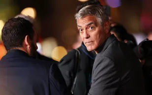 Call My Agent! يتحول إلى فيلم.. كلوني ينضم إلى الطاقم الفرنسي