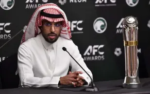 بعد فوزه التاريخي: سالم الدوسري يعد جماهير السعودية بالمزيد.. ماذا قال؟