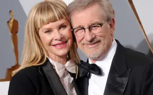 قصص الحب والمليارات: قائمة الأزواج الأكثر ثراءً في هوليوود