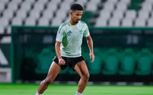 موعد مباراة الأهلي ضد الشباب في الدوري السعودي والتشكيلة المتوقعة للفريقين