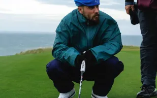 جاستين بيبر يكشف عن جانبه العفوي في عطلة أسكتلندية ممتعة (فيديو)