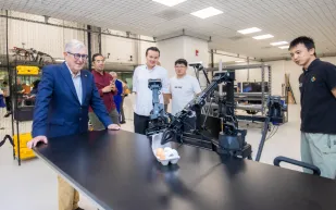 كاوست تُطلق مختبر الروبوتات.. هل نشهد وادي سيليكون روبوتي في السعودية؟