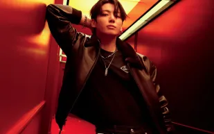 كالفن كلاين تعيد التعاون مع جونغكوك في حملة الأزياء الجديدة (فيديو)