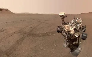 11 مليار دولار مقابل حجر.. سر مهمة ناسا المعلقة