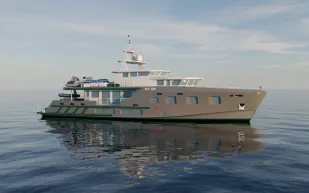 شركة بري تكشف عن يخت OS 108 Adventure Class بتصميم يخفي مفاجآت تحت السطح