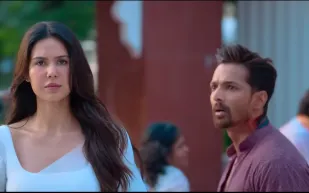 من بوليوود إلى الرياض.. حكاية عشق غامضة تهزّ صالات السينما (فيديو)