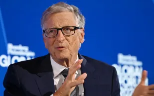 ديفيد ريشر يكشف عن تحذير بيل غيتس قبل انضمامه إلى أمازون