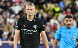 "كان يريدني أن أعيش حياتي"… هالاند يتحدث عن فقدان أقرب الناس إليه