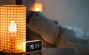 كيف يمكن لـ15 دقيقة نوم إضافية يوميًا خفض خطر الوفاة المبكرة؟ دراسة تجيب