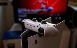 الألعاب التي لم تتقدّم في العمر: تحف معاد تطويرها أسرت اللاعبين عبر الأجيال