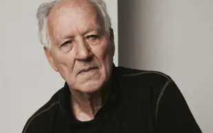 في الـ83 من عمره.. المخرج الألماني فيرنر هيرتسوغ يحلم بتصوير فيلم على المريخ