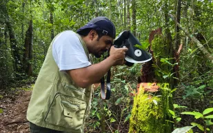 حين تتحول الفوبيا إلى مجد عالمي: مفيد أبو شلوة يوثق أسرار الحشرات بعدسة سعودية