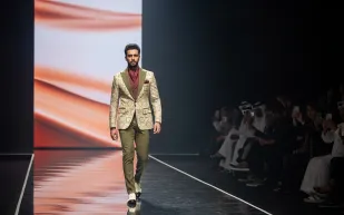 أسبوع الموضة في الرياض يحتفي بالابتكار: 10 علامات جديدة تدخل الساحة