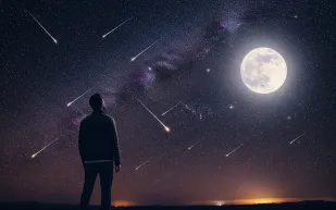 كيف يربك التلوث الضوئي الساعة القمرية في جسم الإنسان؟