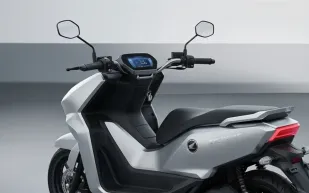 هوندا تطرح Square X125 بتصميم مستقبلي وميزة خفية للنزهات