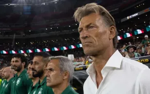 تعرف على تشكيلة الأخضر المتوقعة أمام إندونيسيا في ملحق التأهل للمونديال