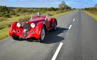 سيارة Alfa Romeo 8C 2900 طراز 1937 تُطرح في مزاد بسعر 7.5 ملايين دولار