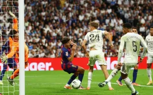 تاريخ جديد في الكلاسيكو: أرقام مذهلة من فوز ريال مدريد على برشلونة