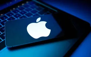 أبل تبدأ شحن خوادم الذكاء الاصطناعي المتقدمة من تكساس