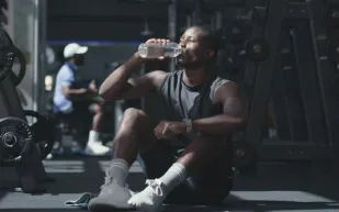 ودّع الألم العضلي.. مدرب يكشف طرقًا بسيطة وفعالة للتعافي وتحسين الحركة