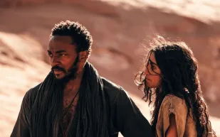 مهرجان زيورخ السينمائي يشهد العرض الأول لفيلم "محاربة الصحراء" المصوّر في السعودية (فيديو)