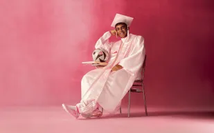 علامة "LY304" أولى خطوات لامين يامال في بناء إمبراطوريته التجارية