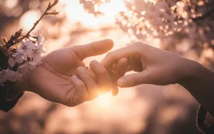 دراسة جديدة تكشف كيف تعزز العلاقات الرومانسية رفاهية الأفراد