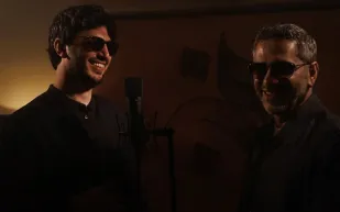 محمد شاكر يعلن تعليق حفلاته دعمًا لوالده في محنته