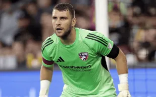  مارتن بايس: مواجهة السعودية مفصلية في تاريخ إندونيسيا الكروي