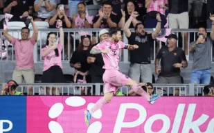 ميسي يتألق بثنائية ويقود إنتر ميامي لاكتساح أتلانتا يونايتد برباعية (فيديو)