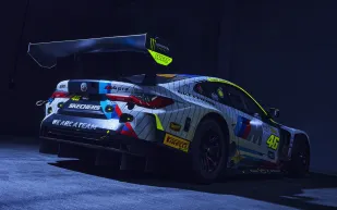 سيارة السباق الأسطورية BMW M4 GT3 تُعرض للبيع في مزاد مرتقب