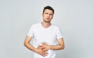 نهاية معاناة قرحة المعدة.. علماء يبتكرون لقاحًا باستخدام الذكاء الاصطناعي