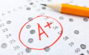 الأكاديمية الوطنية تفتح التسجيل في برنامج «التقويم الذاتي للمدارس»