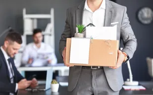 ربع المديرين يعترفون: أوامر العودة للمكاتب هدفها إجبار الموظفين على الاستقالة