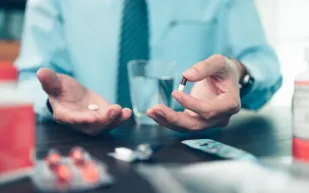 تصنيف علمي جديد يكشف الفروق البيولوجية بين مضادات الاكتئاب لأول مرة (تفاصيل)