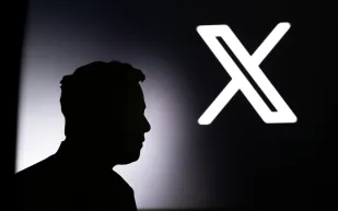 ضربة جديدة لإدارة إيلون ماسك.. رئيس إعلانات X يغادر بعد 10 أشهر فقط