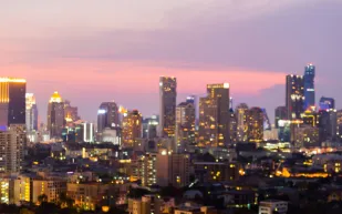 ثقة المستثمرين تقود سوق دبي العقاري لتحقيق مبيعات ضخمة في 2025