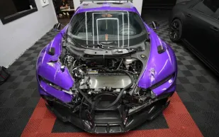 هل تدفع 1.7 مليون دولار لإصلاح سيارة؟ شاهد كارثة بوغاتي شيرون