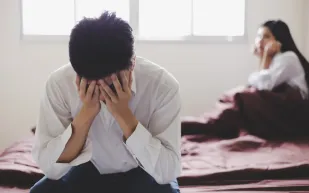 التستوستيرون تحت المجهر: عندما يتحوّل الخلل الهرموني إلى أزمة زوجيّة