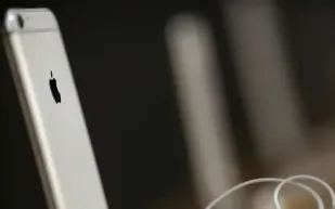 ميزة جديدة من أبل: فلترة ذكية للمكالمات المجهولة في أجهزة آيفون.. تعرف عليها 