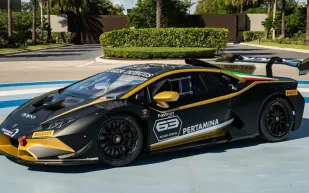 سيارة لامبورغيني نادرة بتوقيع "روجر دوبوي" تُعرض في مزاد عالمي