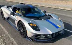 حادثة نادرة: توقيف نموذج أستون مارتن فالهالا أثناء اختبارات الطريق في يوتا