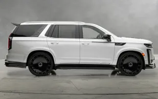 منصوري تضع بصمتها.. إسكاليد تتحول إلى تحفة تجمع بين الفخامة والجرأة (فيديو)