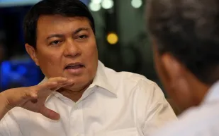 انهيار سهم Golden MV يمحو 18 ملياراً من ثروة الملياردير مانويل  فيلار