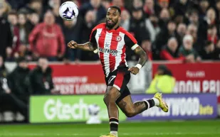 هل يعود نجم الأهلي السعودي إلى البريميرليغ مجددًا؟ (فيديو)