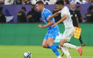 طواقم تحكيم أوروبية تدير قمتي الهلال والاتحاد في كأس الملك