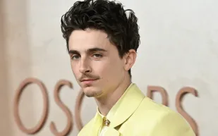 تيموثي شالاميه يتحدّث عن آدم ساندلر.. ماذا قال؟